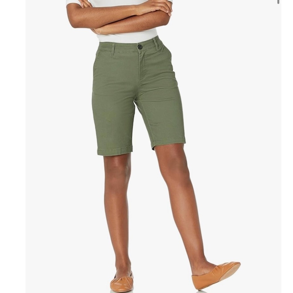 Amazon Essentials Olive Green Chino Shorts Casual Everyday Comfort Women's Sz‎ 6